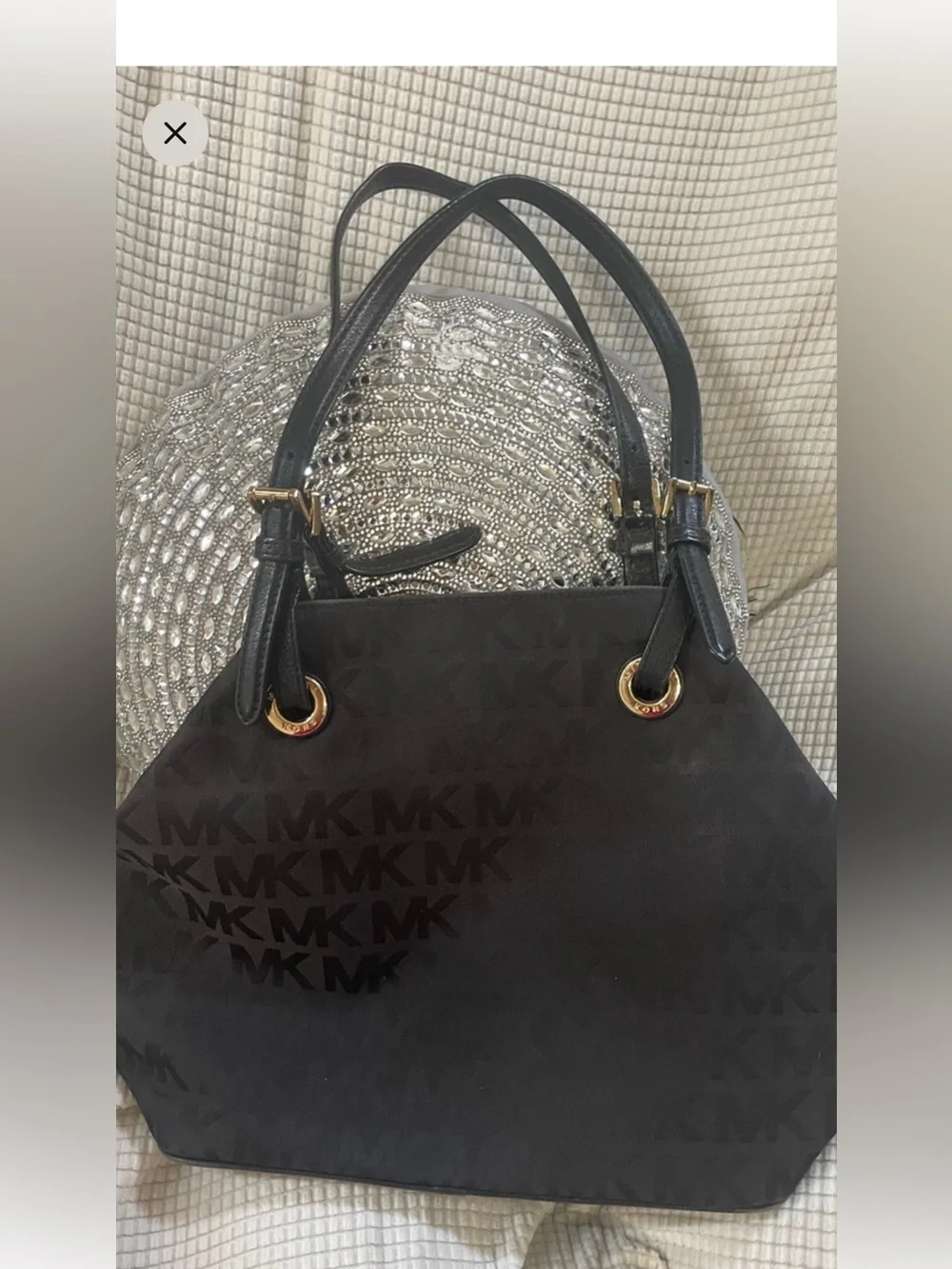 Large Michael Kors Black Signature Logo Tote. Like New